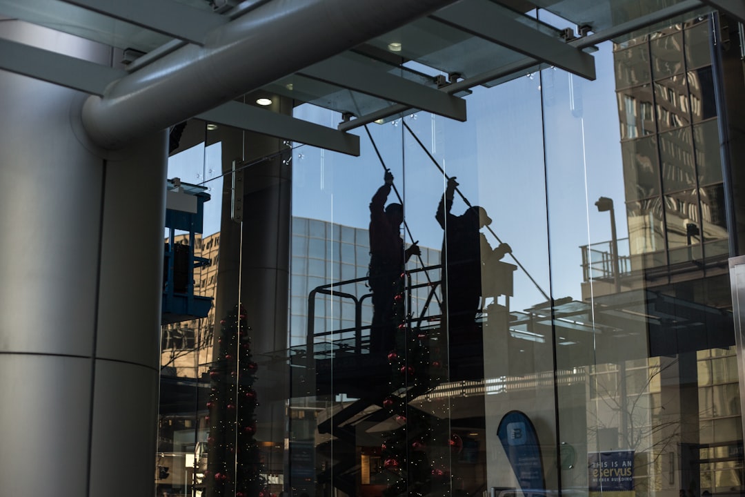 Rope Access Window Cleaning Prague – Alpine Technique